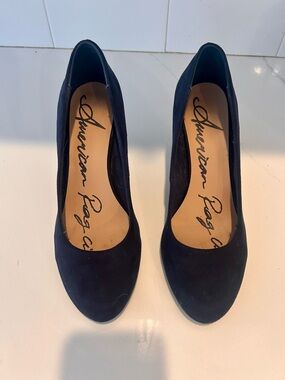 American Rag suede navy pumps, very good condition, 3.25 inch heel, Size 8